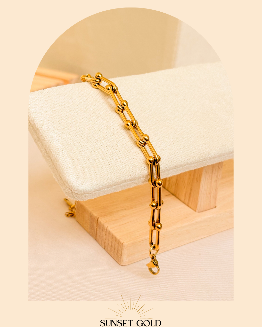 Warm Sky - U stitching Gold Necklace & Bracelet Set