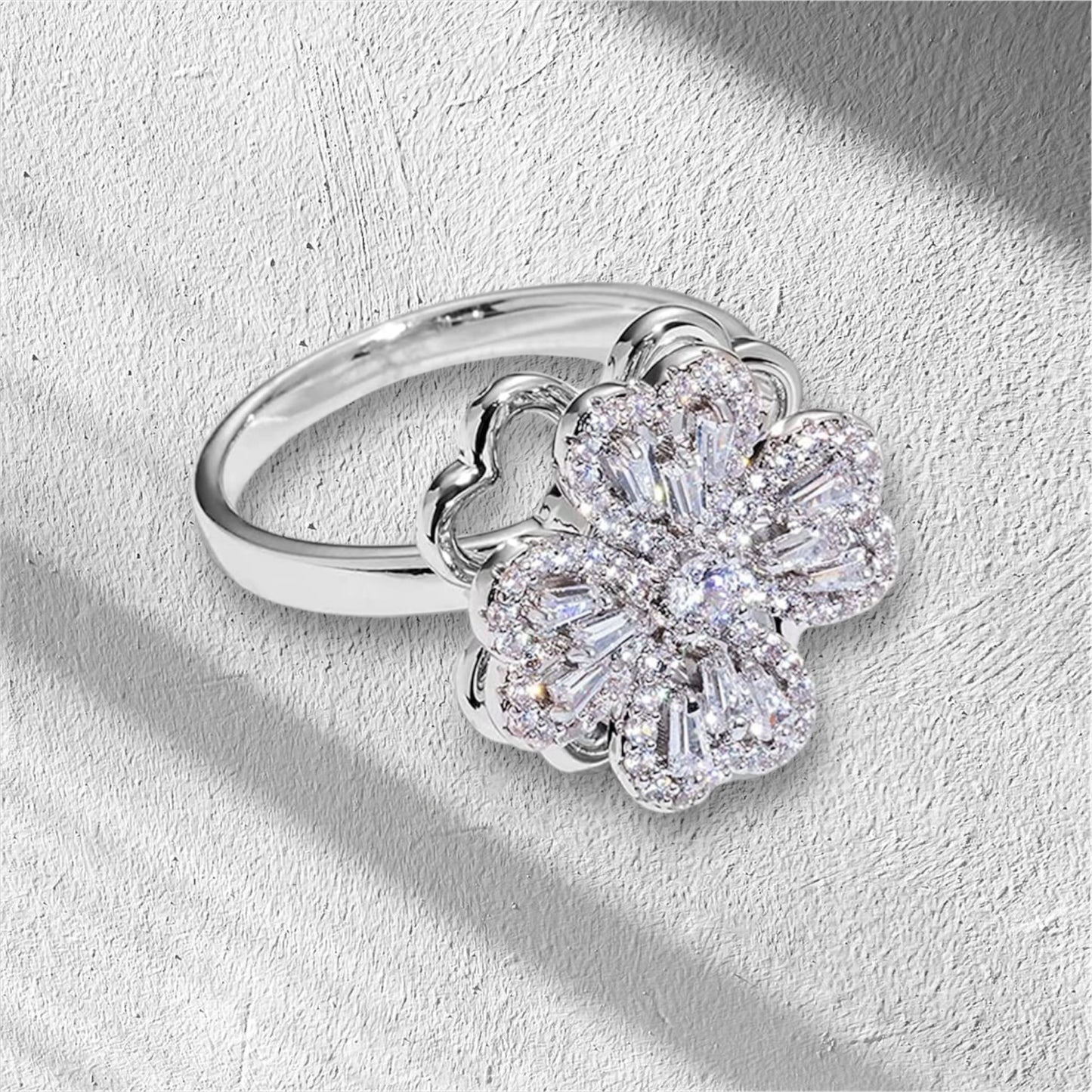 Anxiety Ring / Worry Spinner Ring Clover | Waterproof Stainless Steel Zirconia