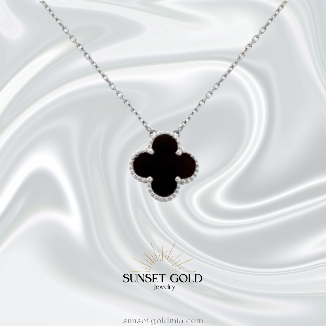 V Clover Necklace 18K Gold/Stainless Steel