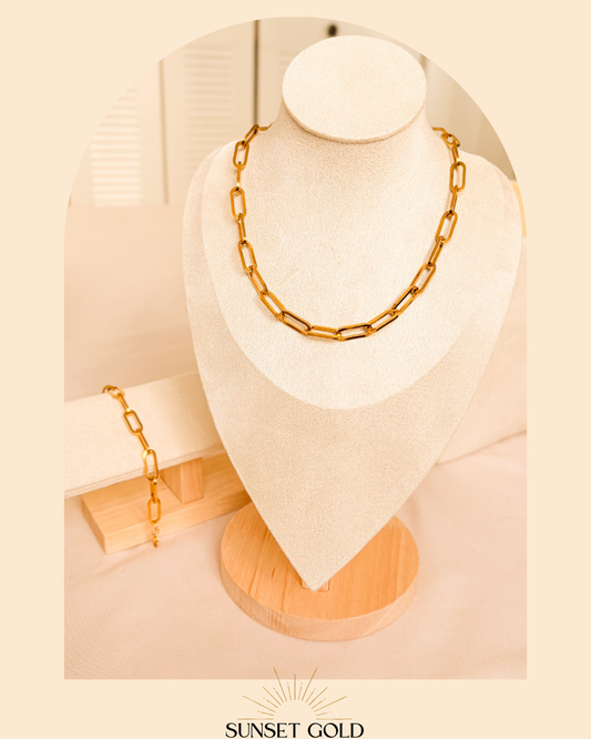 Golden Whispers - Chunky Necklace & Bracelet Set