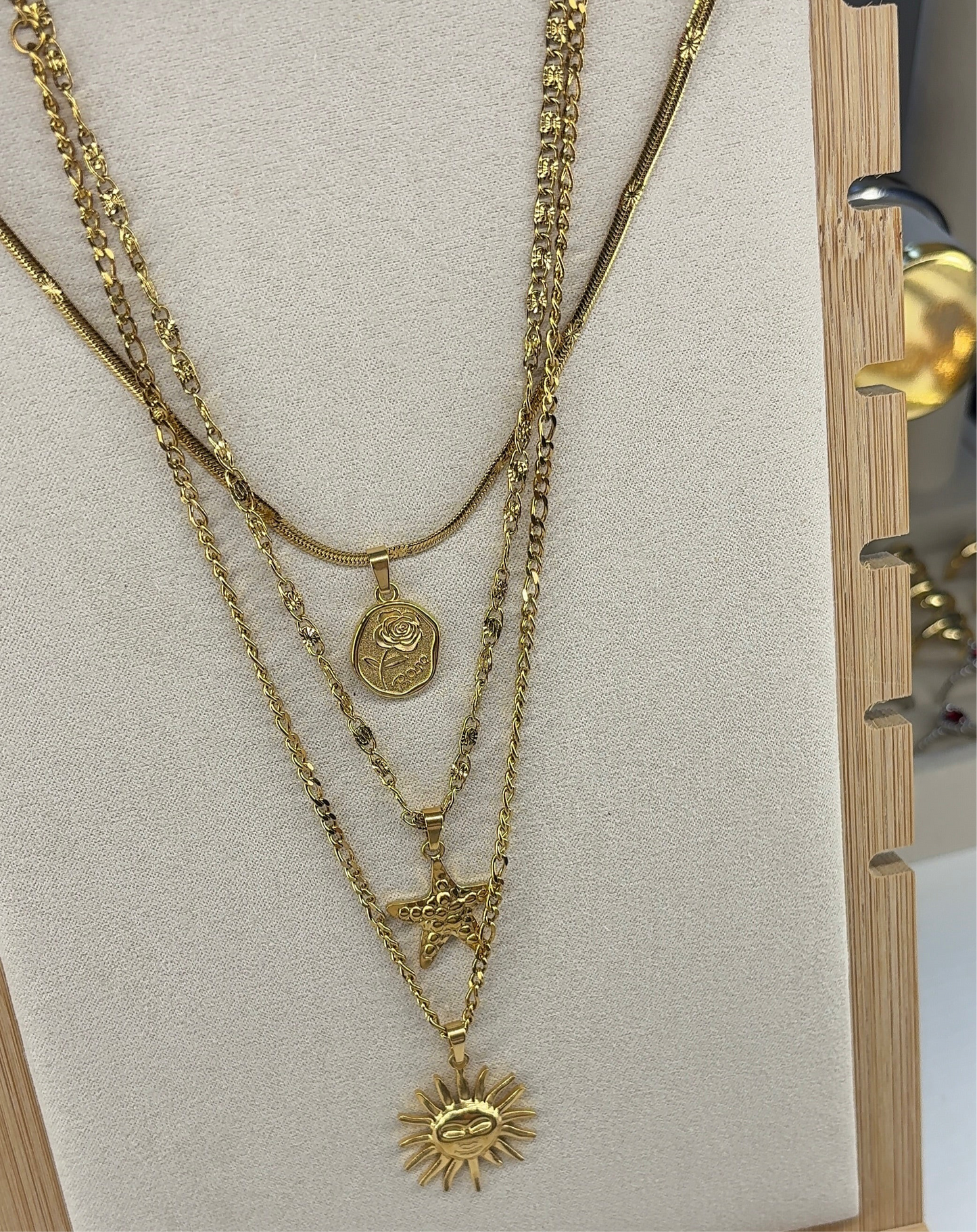 Set of 3 Summer Beach Vibes Necklaces Gold Color | Stainless Steel/Waterproof 🌟