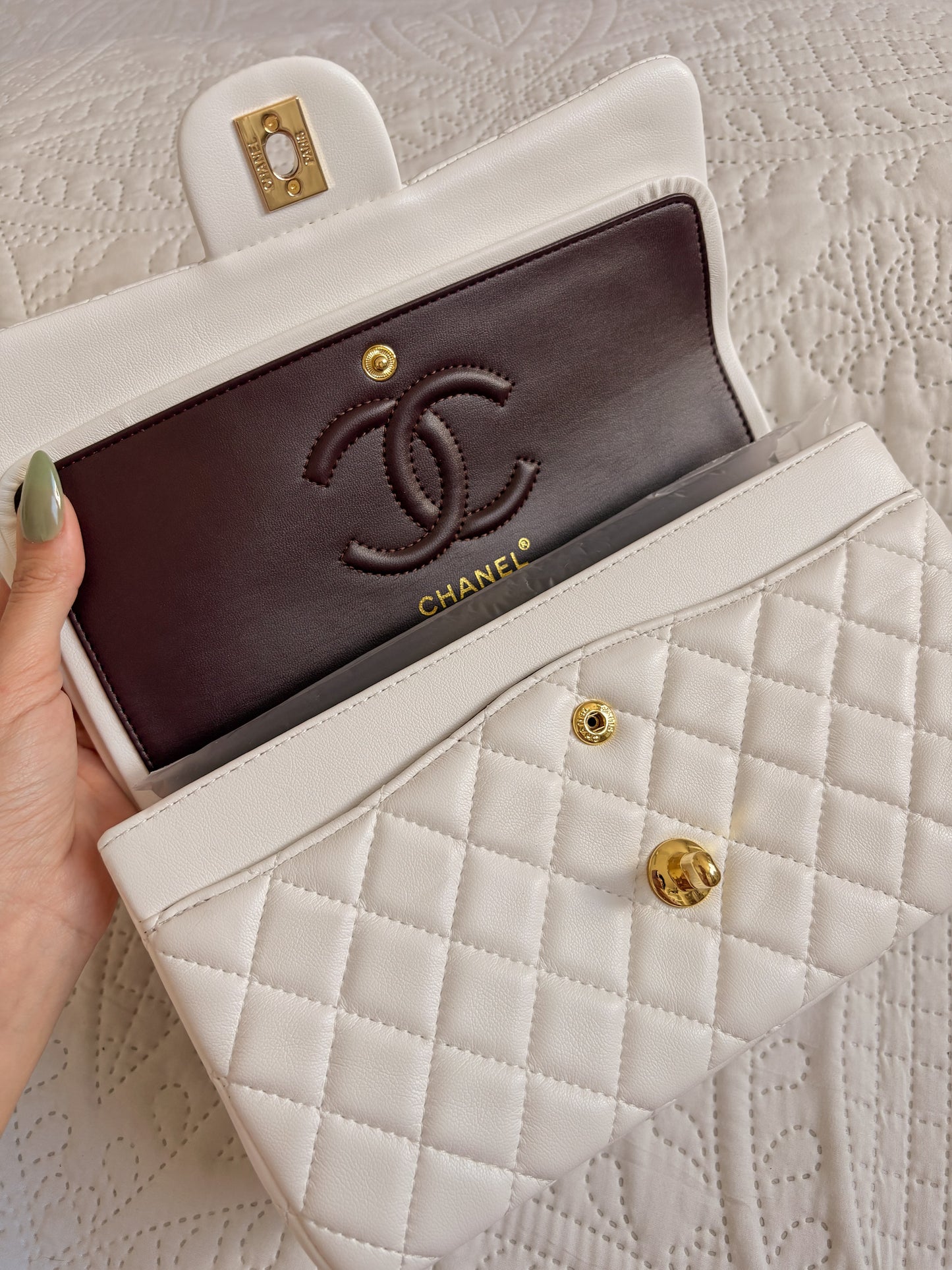 Chanel Classic Flap 👜