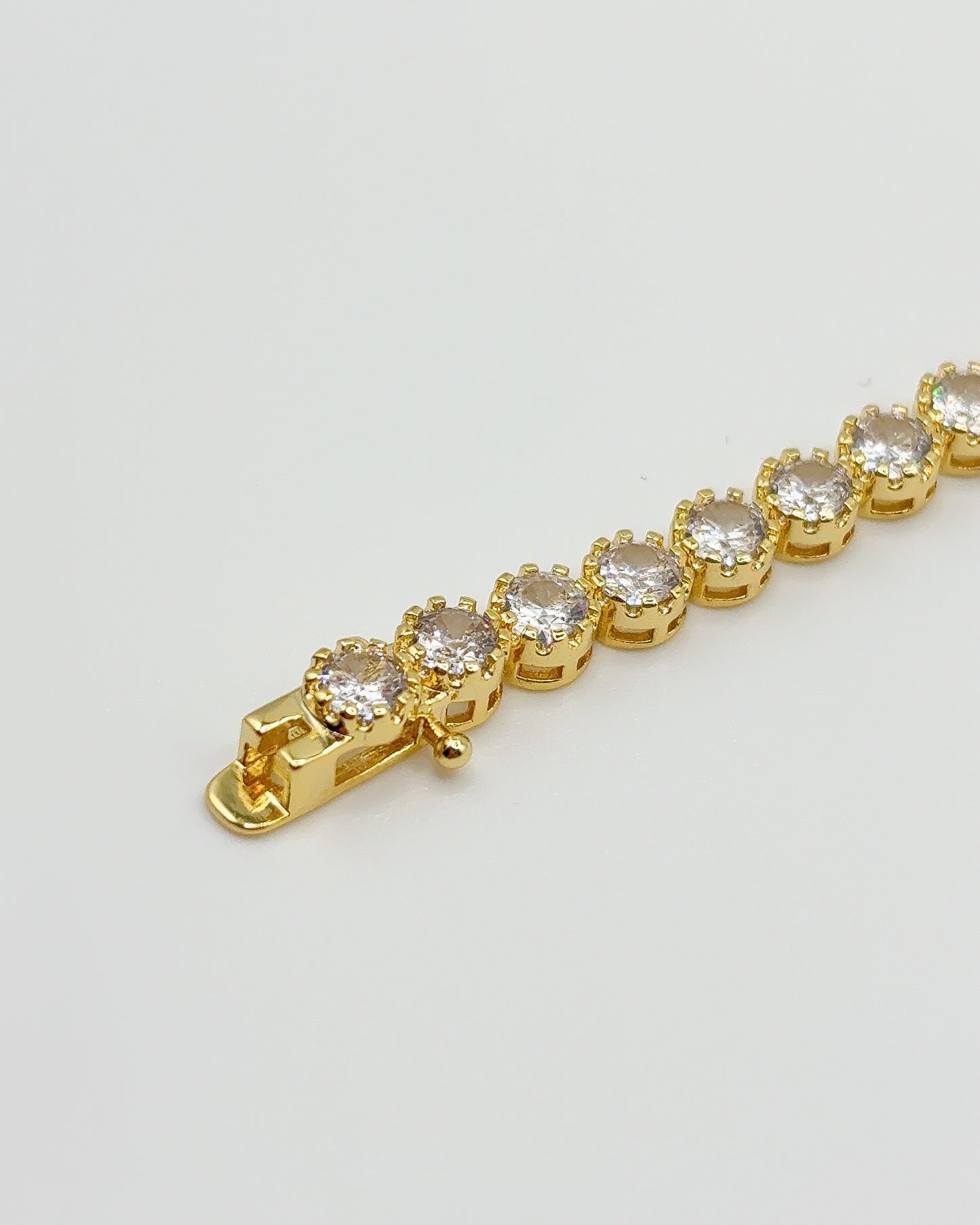 Tennis Bracelet with diamonds 18k Gold Filled Cuban lock / Non-tarnish/fade, Waterproof 🌟