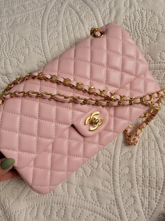 Chanel Classic Flap 👜