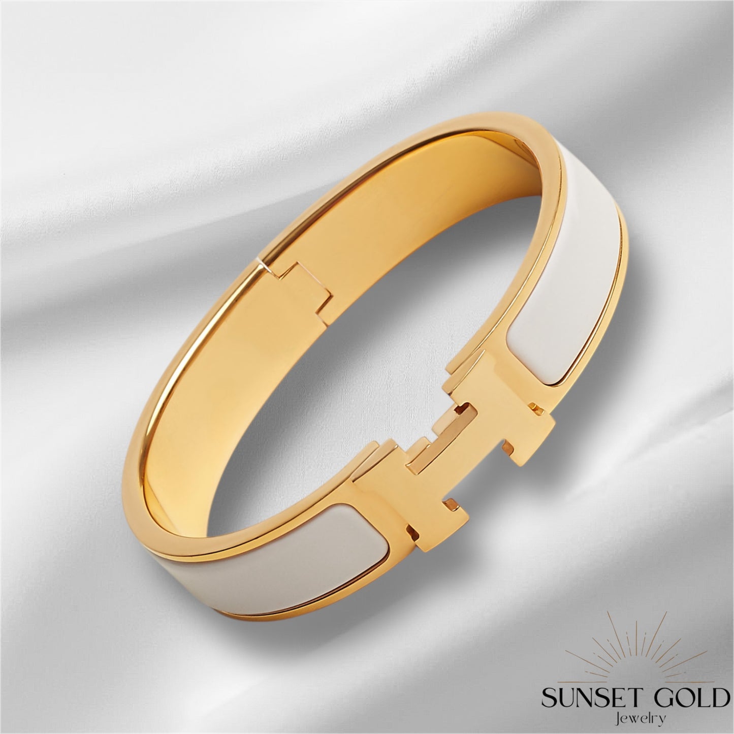 Clic Bracelet - Bangle